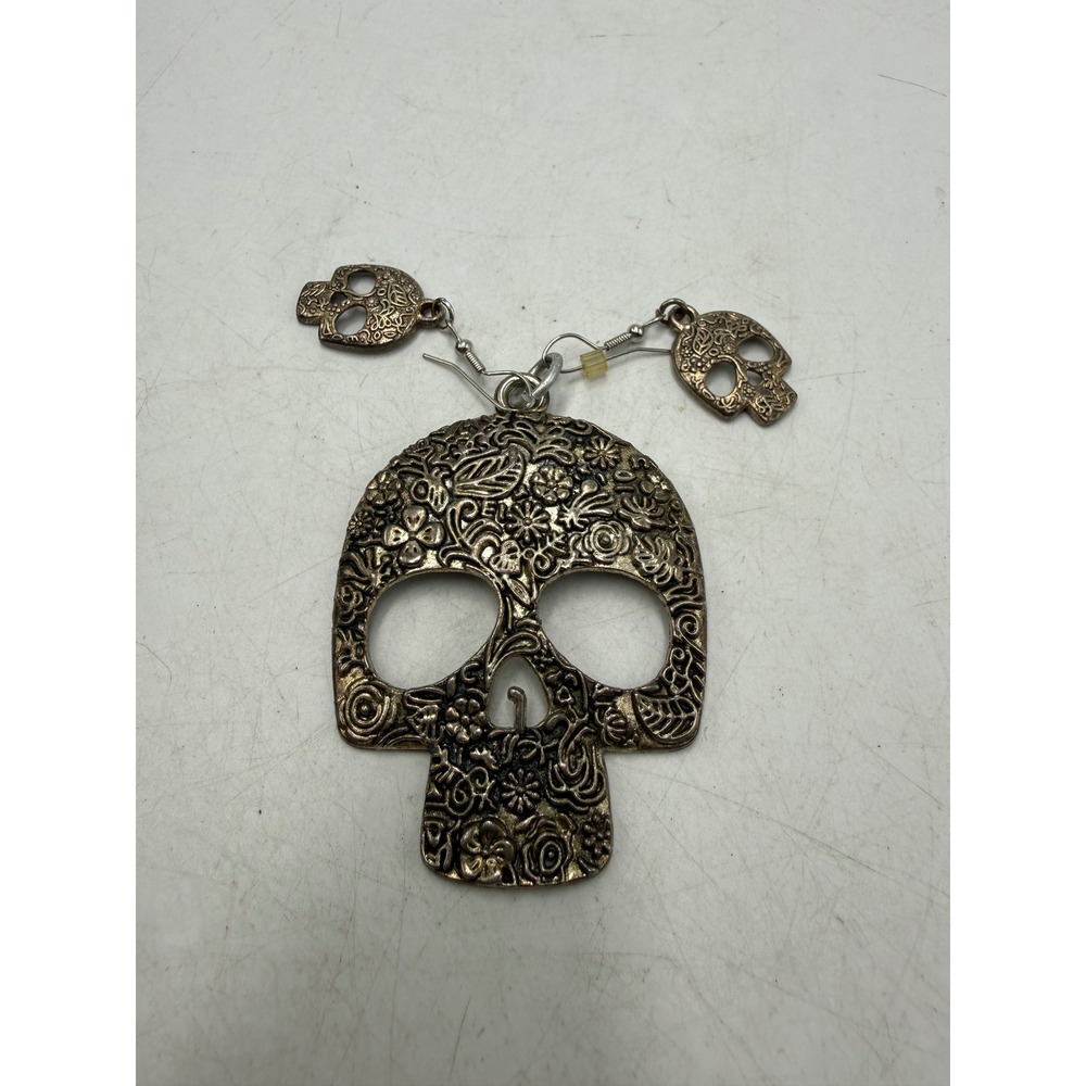 Floral Sugar Skull Pendant and Earrings Set Bronze Tone Day of the Dead Gothic